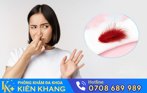 Nguyên nhân kinh nguyệt có mùi hôi